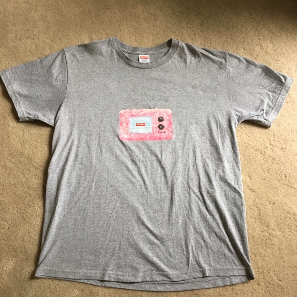 🔴🔴SOLD🔴🔴Supreme ss18 tv tee - Picture 1 of 5